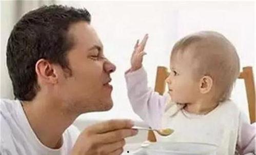 大人打架小孩吃瓜视频